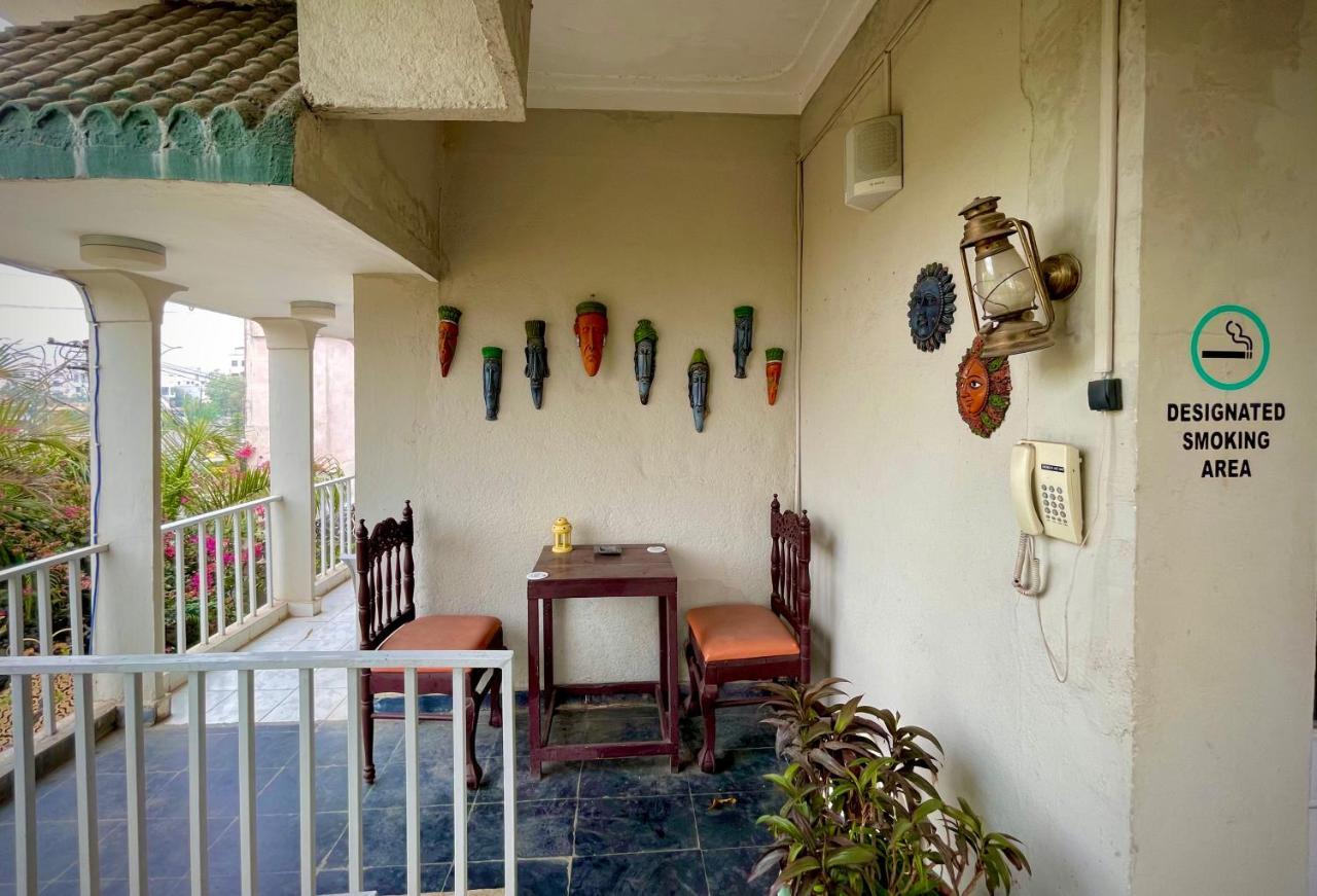 Kakaku The Guest House Adilabad Dış mekan fotoğraf